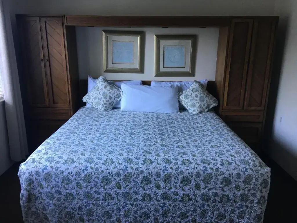 Pine Acres Lodge