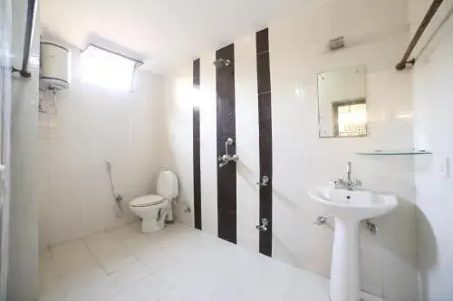 Royal Stay by OYO Rooms