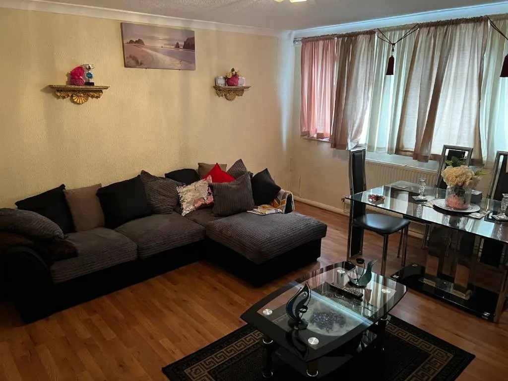 Stunning 2-bed Apartment in Bristol