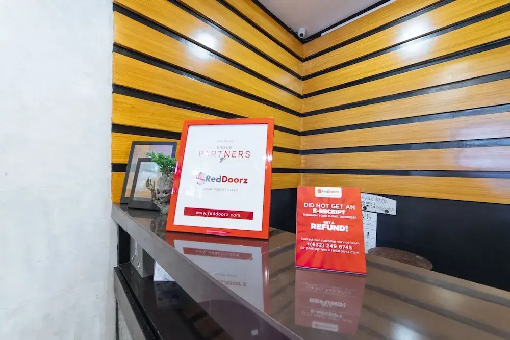 RedDoorz @ Remigio Street Santa Cruz Manila