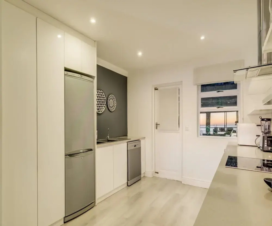 Modern Camps Bay Villa With Sea Views and Private Pool A on the Bay