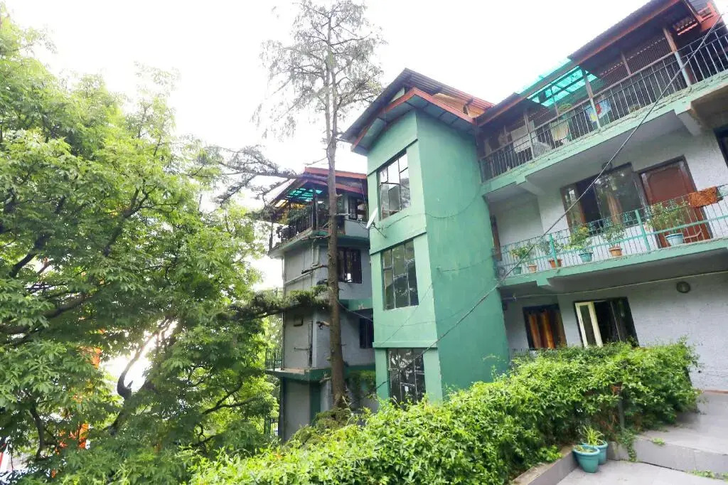 Hotel Woodland by OYO Rooms