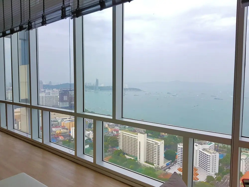 1BR Centric Sea 102 With Infinity Pool