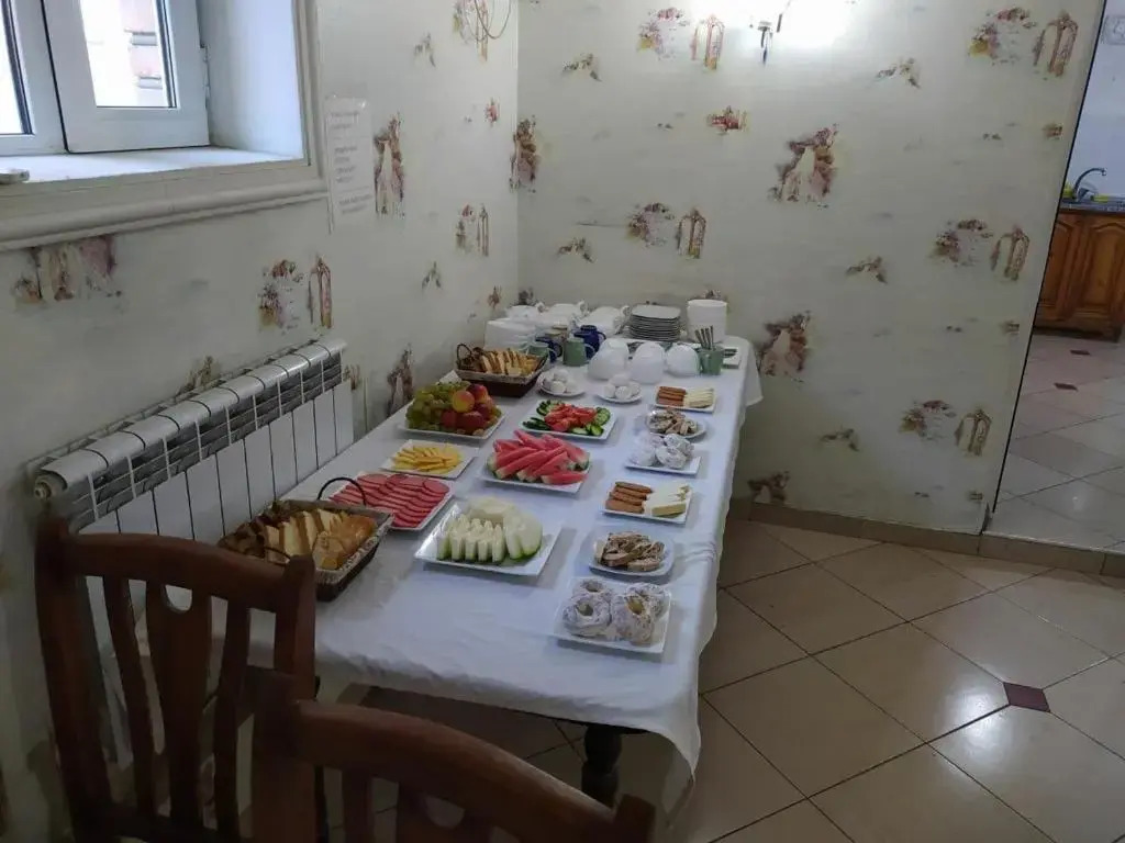 Глобус Авеню