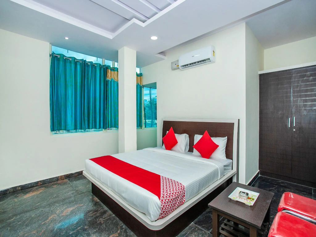 OYO 16405 Hotel Elite Lodge