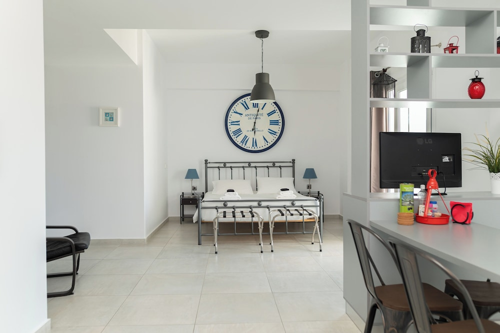 Milva Apartments