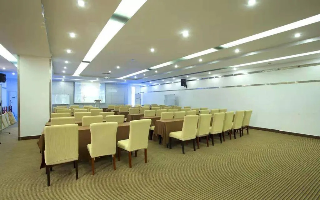 Huamao Hotel