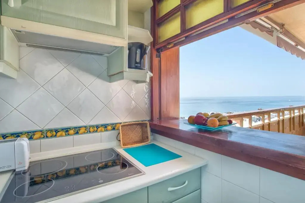 Aloha Amazing Sea Views at Carihuela