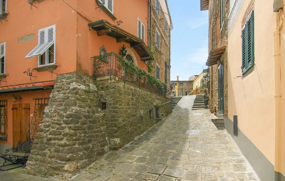 2 Bedroom Amazing Home In Orentano
