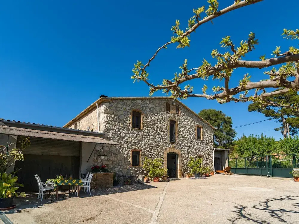 Luxurious Mansion in la Múnia With Swimming Pool and Views