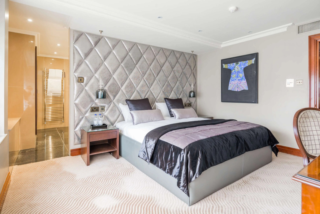 Radisson Blu Hotel, London Heathrow