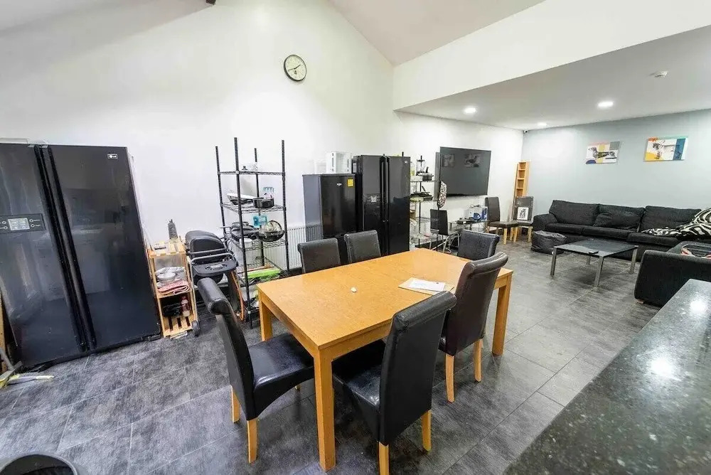 121 Pershore road B5 Private rooms in large guest house
