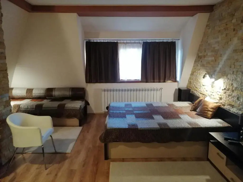 Apartman 115 Zoned