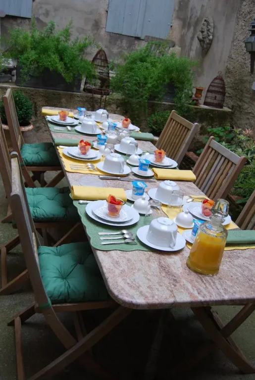 Les Chambres de LHorloge