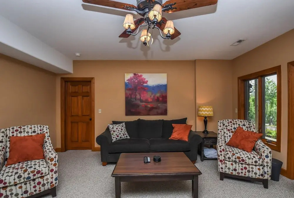Firefly Cove 4 Bedroom House