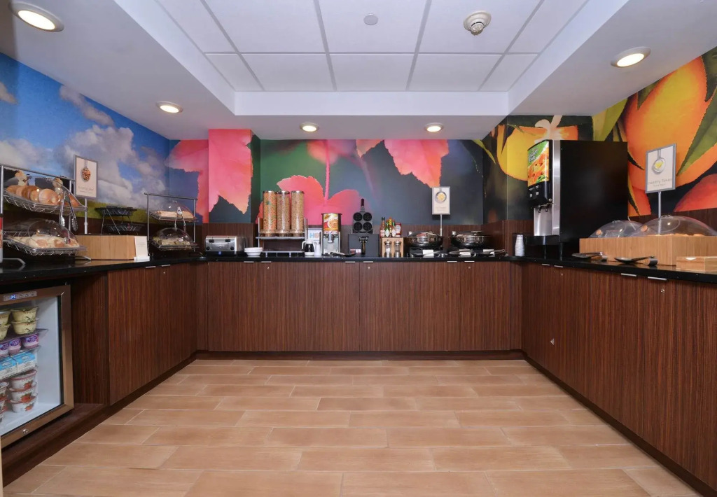 Fairfield Inn Marriott Rochester Airport