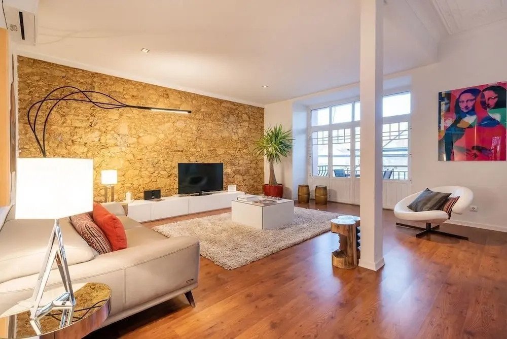 Wide and Modern Apartment in Lisbon