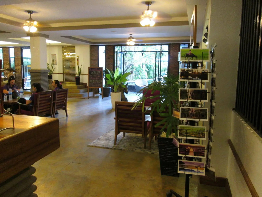 Double Leaf Boutique Hotel