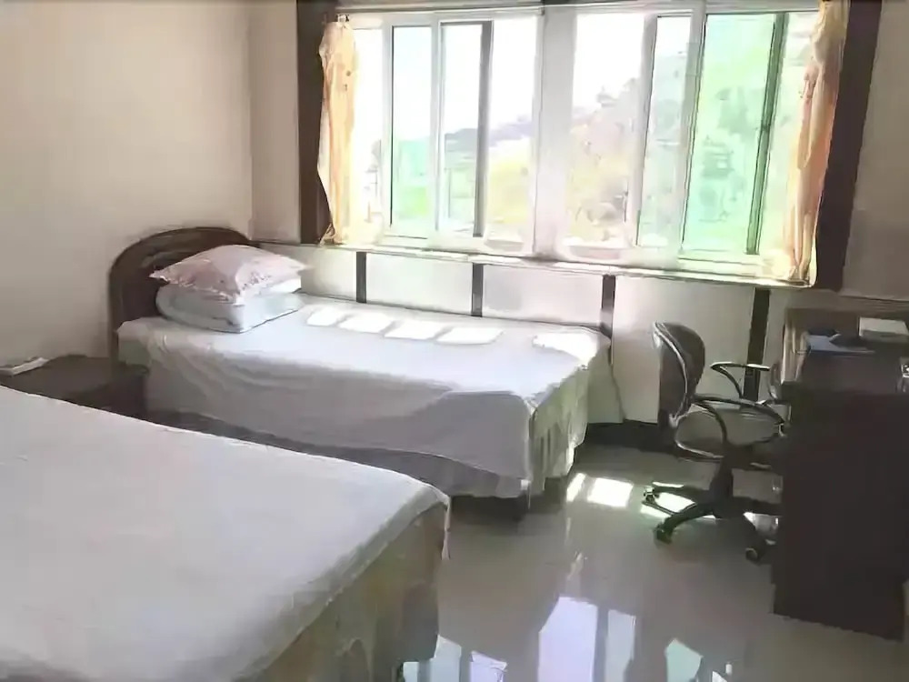 Qiaotou Hotel