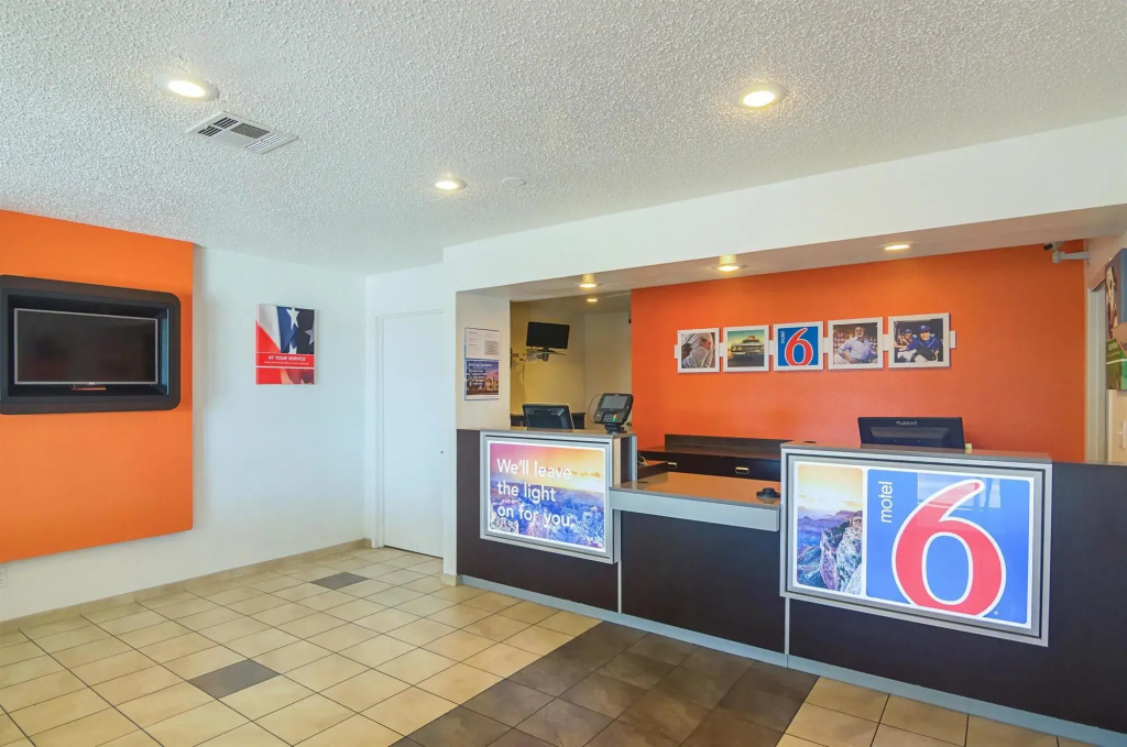Motel 6-Lawton, OK