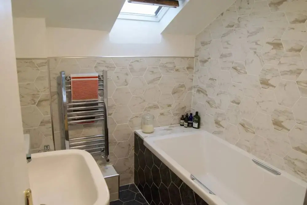 Spacious Multi Level Home With Large Garden