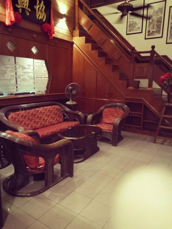 Hoover Hotel