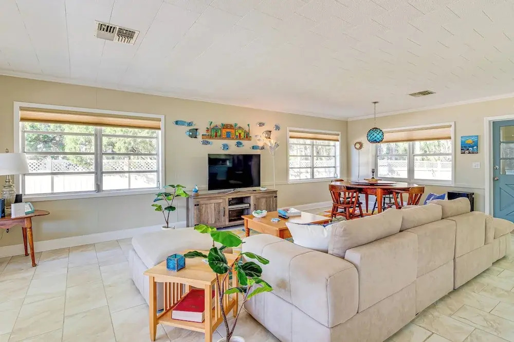 Dock + Lanai: Riverview Homosassa Escape!