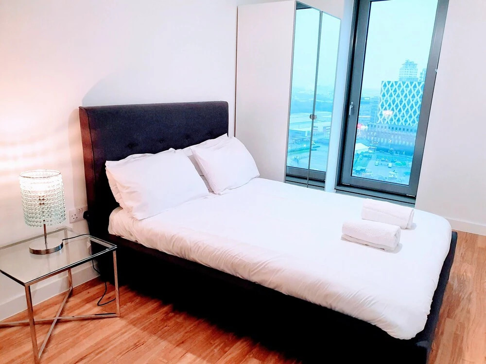 Solo Living - Tower B - Michigan Avenue