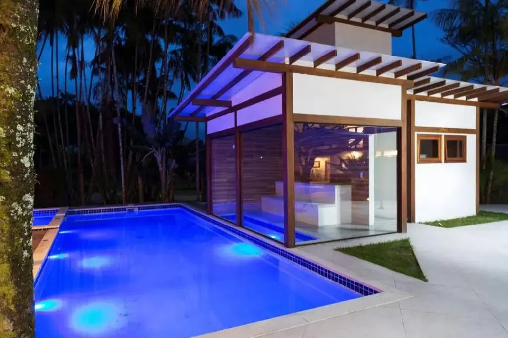 Casa Andorinha com 3 quartos com ar e piscina