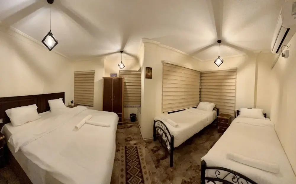 Raqeem Hotel