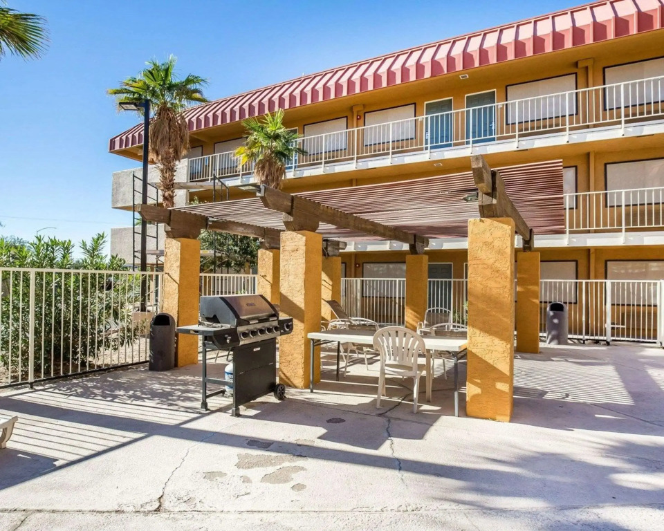 Rodeway Inn & Suites Needles