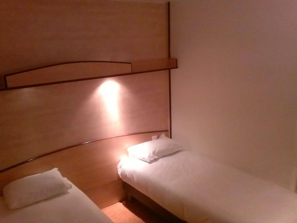 Logis Hôtel Acotel Avignon Nord
