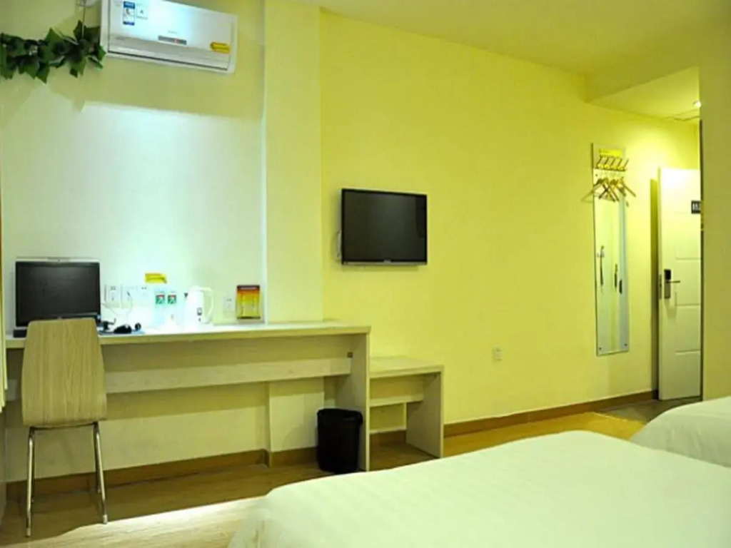 7 Days Inn Linyi Cangshan Zhongxing Road Business Street Branch