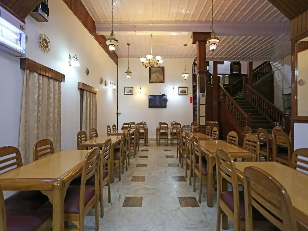 OYO 10653 Hotel Clark