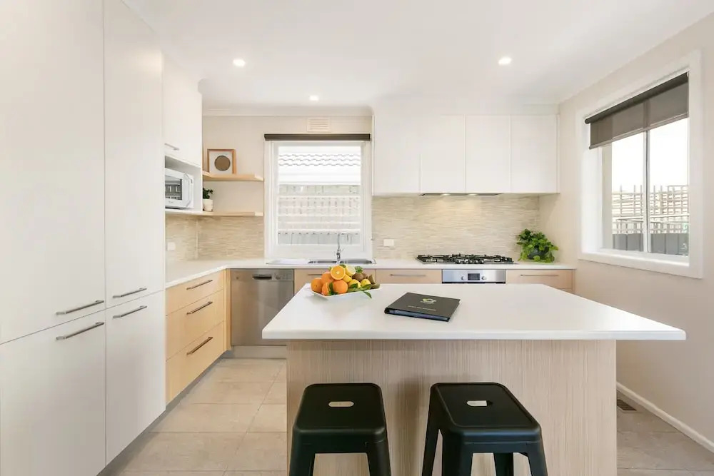 Boutique Stays - Sandy Breeze 1