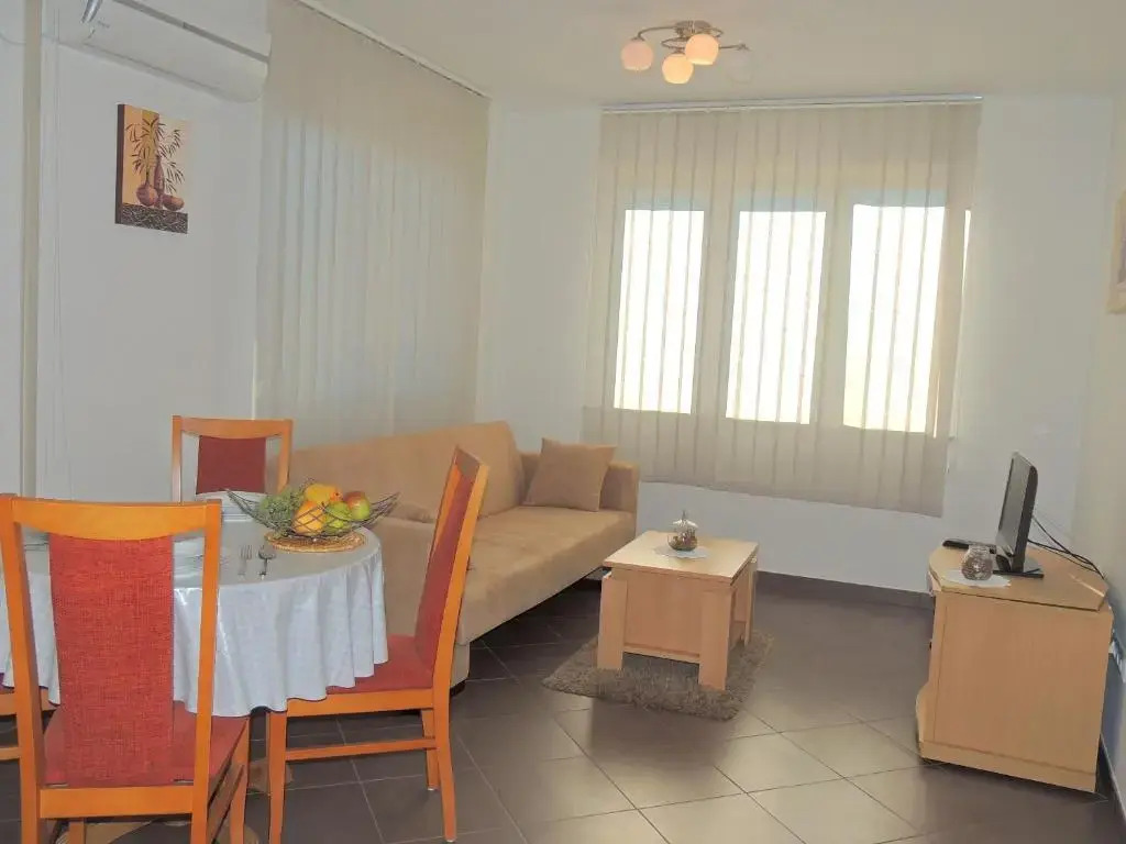 Diana apartment
