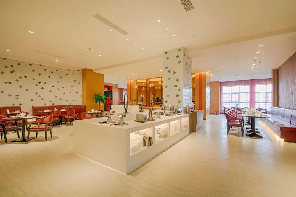 Ramada Encore Lingbao