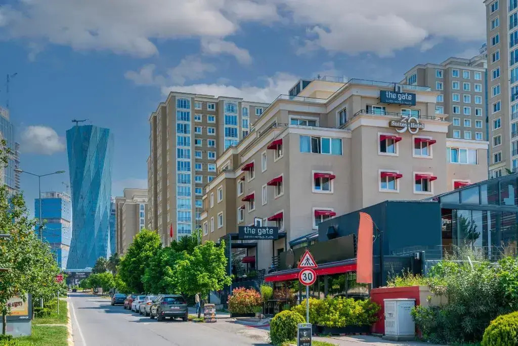 The Gate 30 Suites