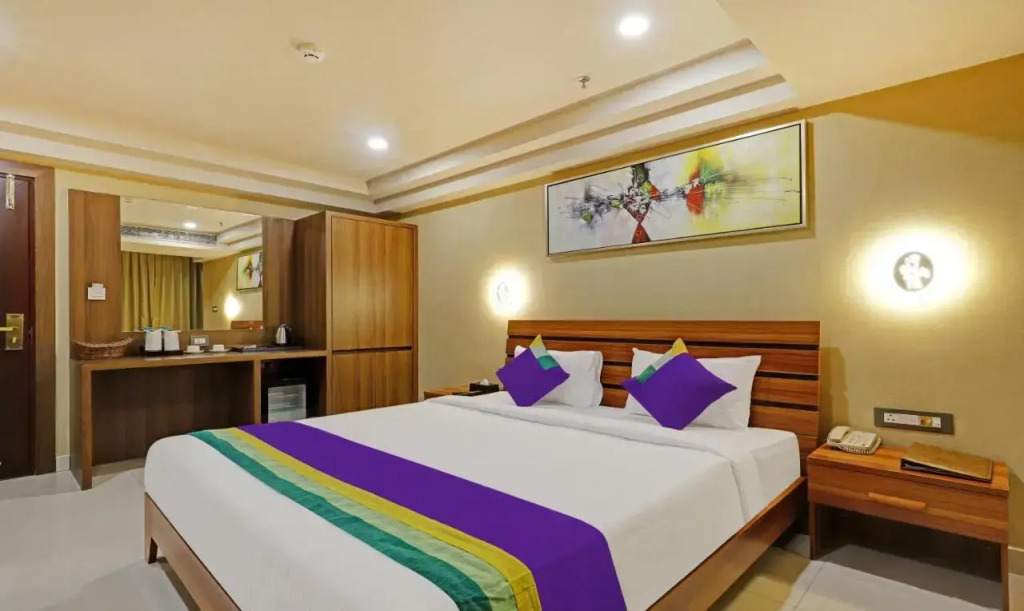Treebo Tryst Hotel Apollo Grand