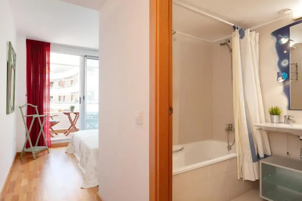 Lets Holidays Apartment Ancora 6