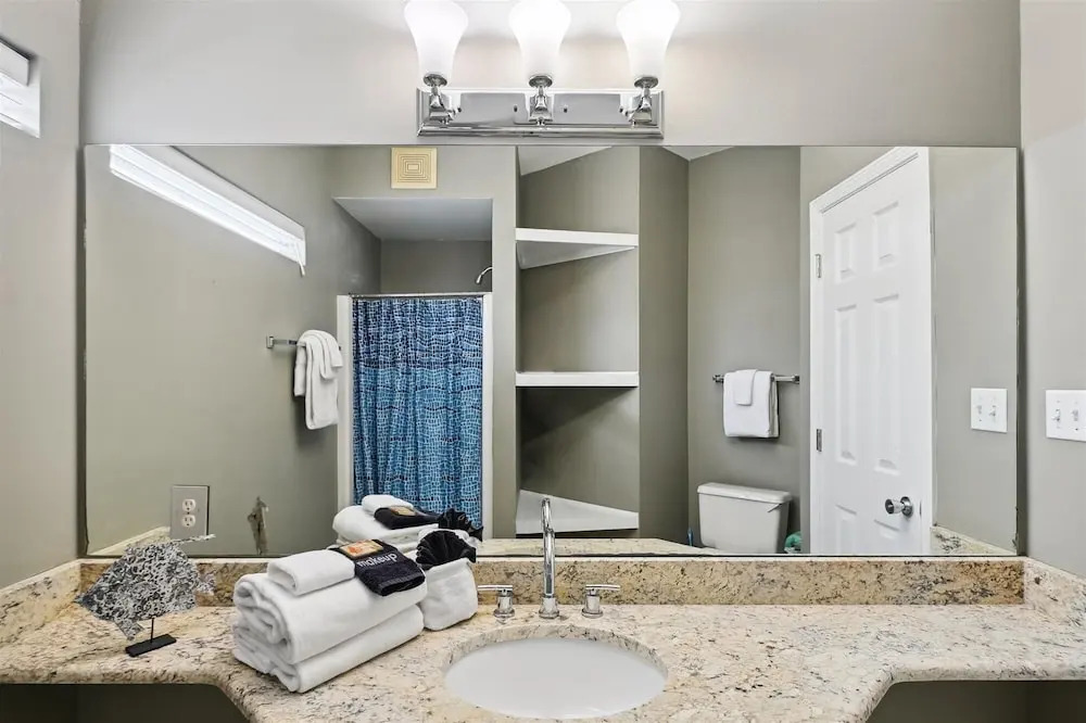 Sandpiper Cove 9125 2 Bedroom Condo by RedAwning