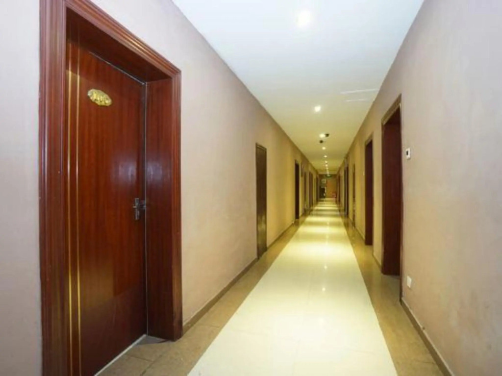 Xiangshan Business Hotel