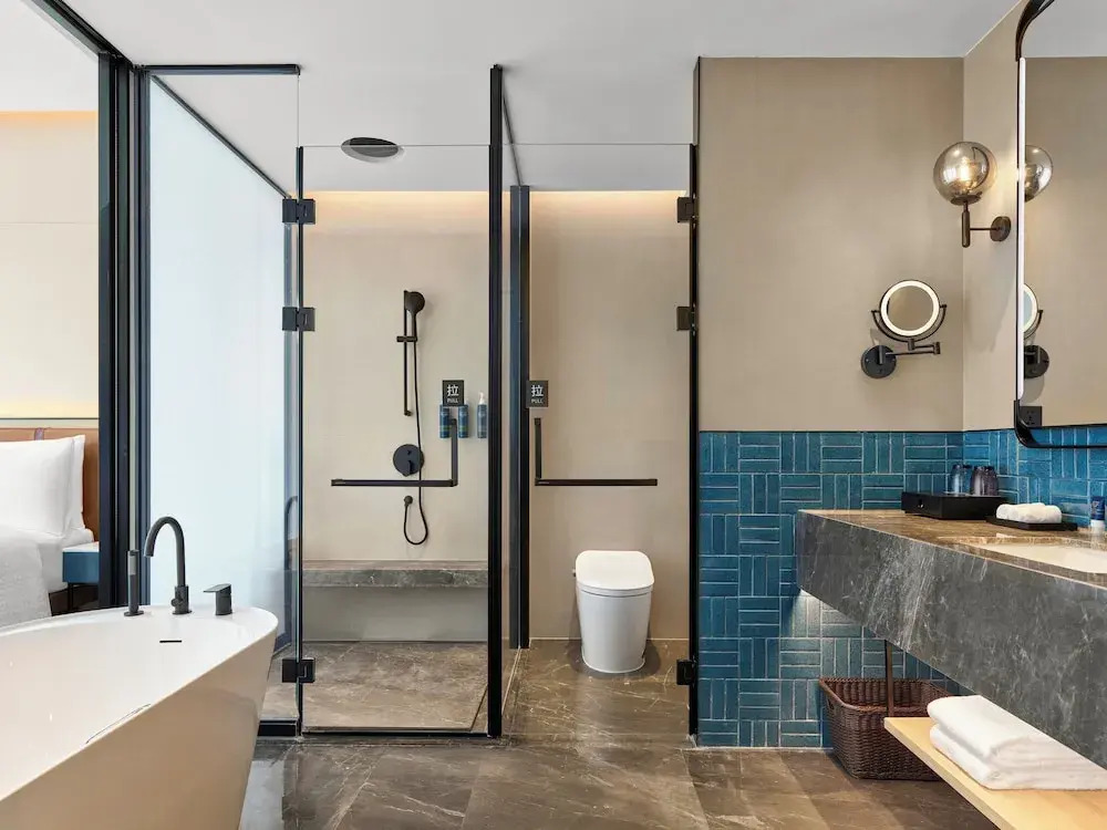Four Points by Sheraton Guiyang Shilihetan