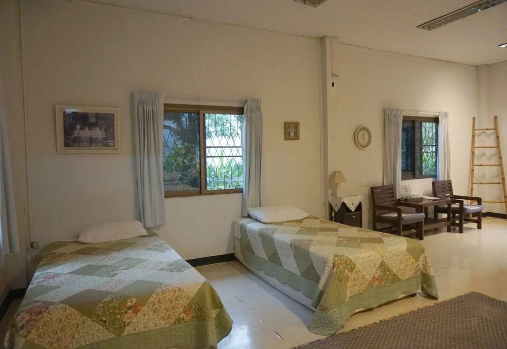 Baan Rub Aroon Guesthouse