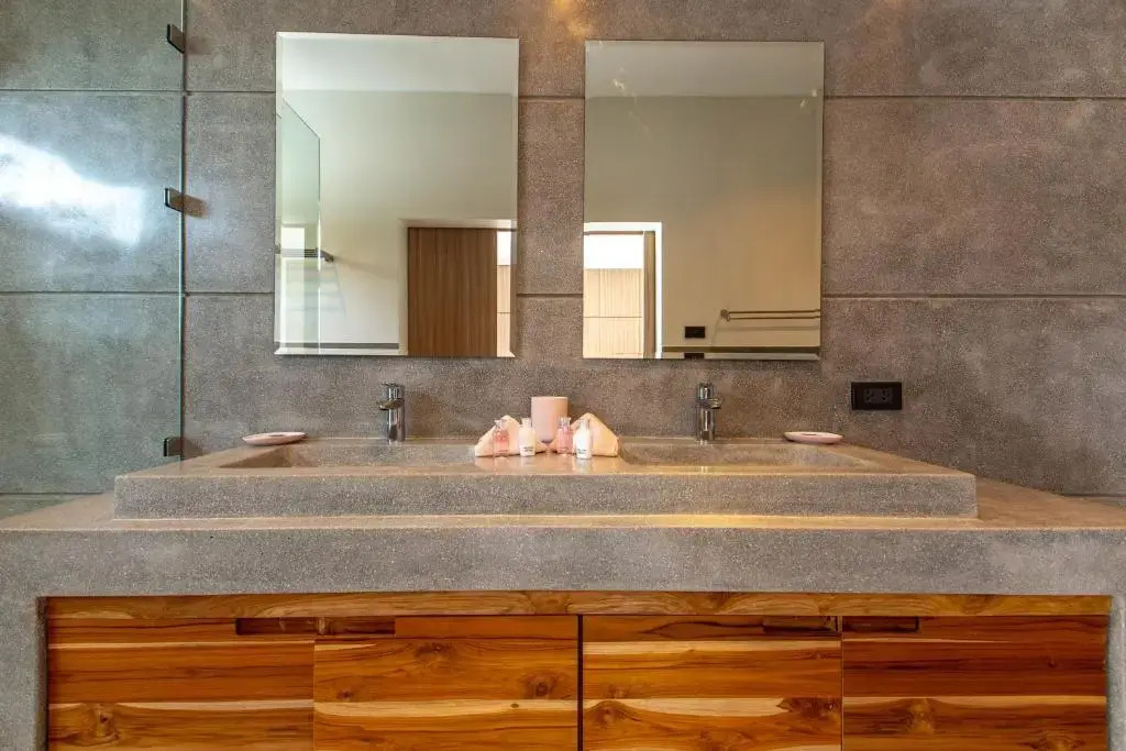 Villa Nirvana 3 Br, 500m from the beach
