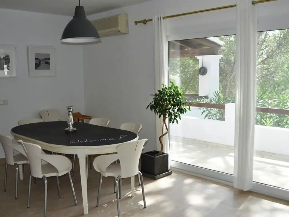 Stunning, Spacious Villa Within Walking Distance of the Charming Village of San Carlos