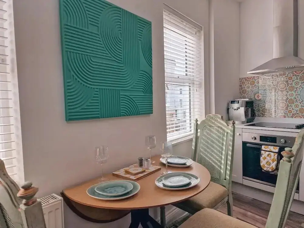 Eclectic 1BD in the Heart of Cheltenham