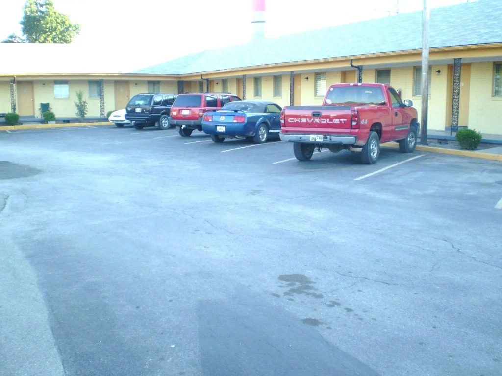 Sunrise Inn - Brownsville