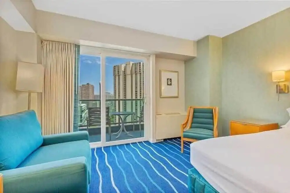Stunning Ala Moana Studio Mtn View Balcony 2029