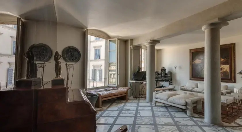 Prometeo Halldis Apartments